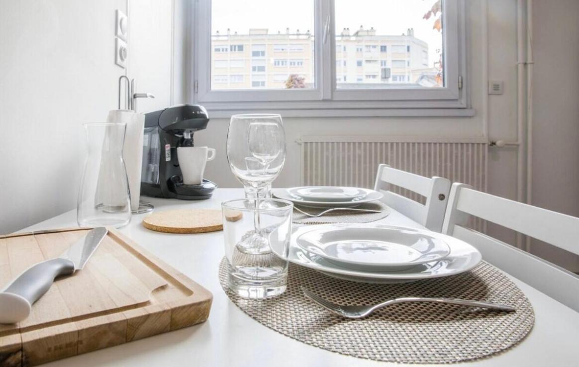 Charmant Appartement T1 Mâcon エクステリア 写真
