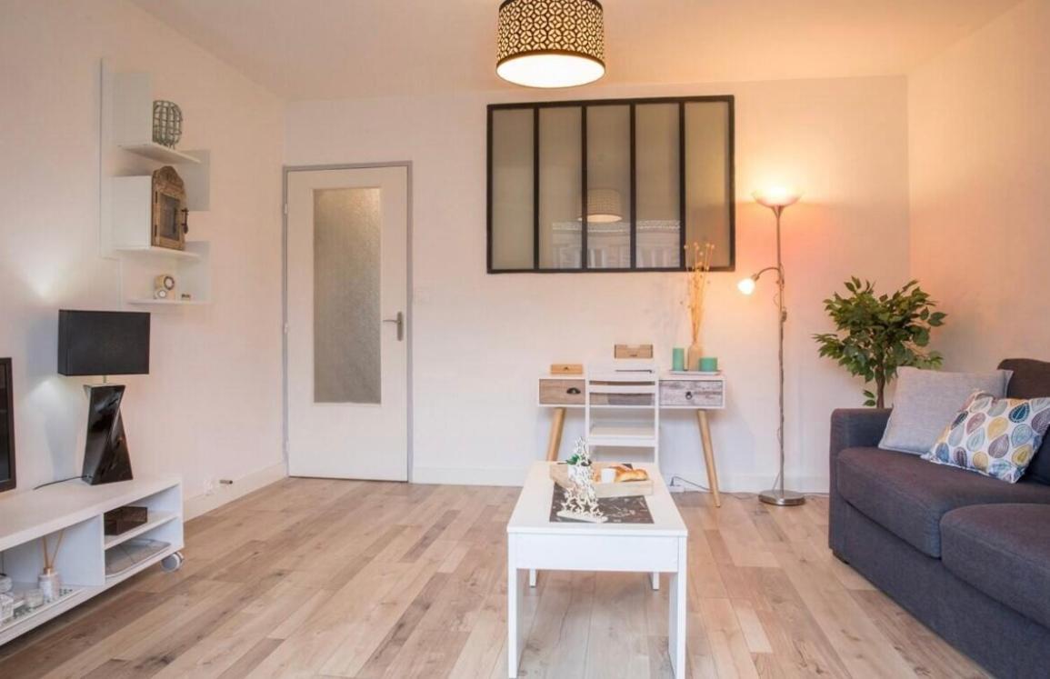 Charmant Appartement T1 Mâcon エクステリア 写真