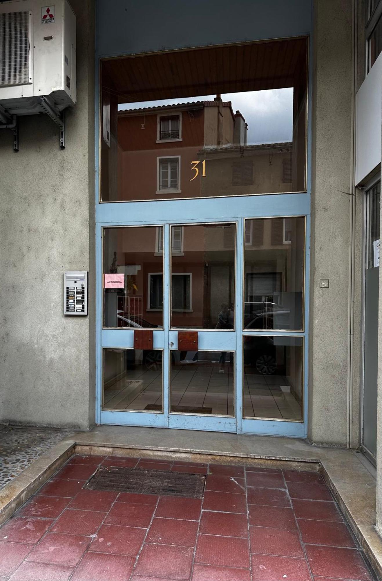 Charmant Appartement T1 Mâcon エクステリア 写真